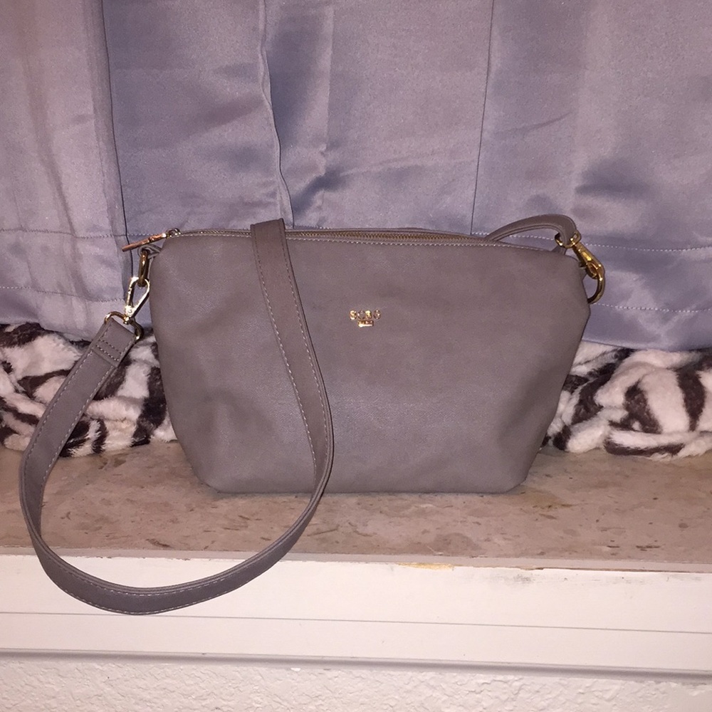Bcbg cross body purse never used